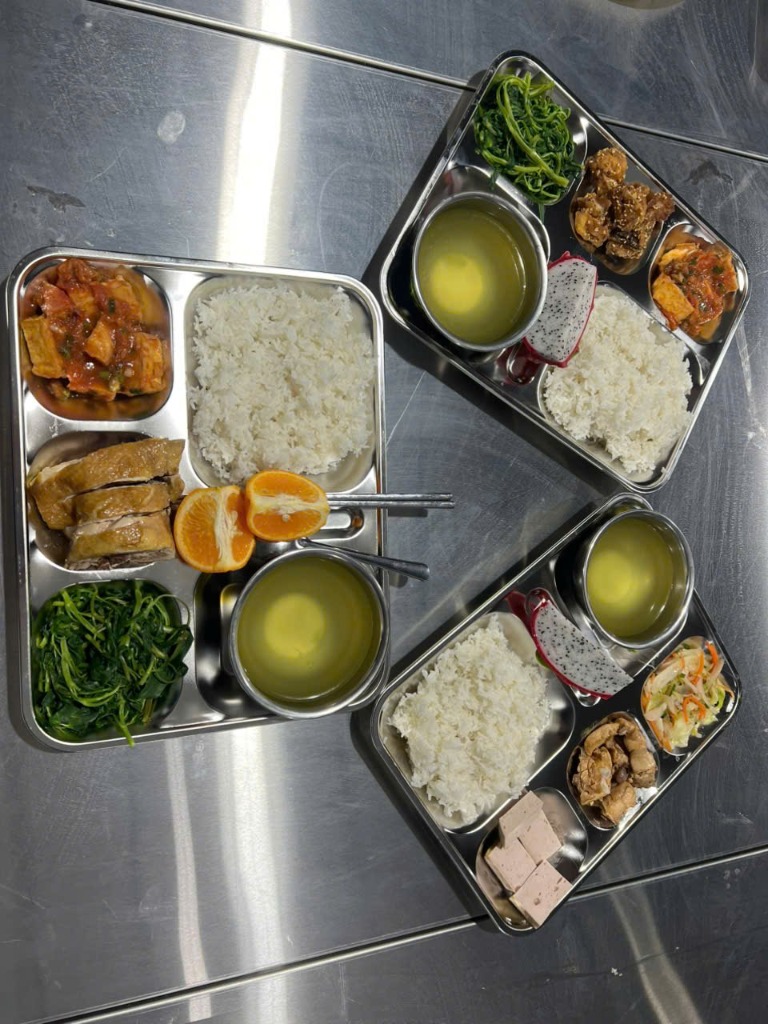 Suất Ăn Tiêu Chuẩn